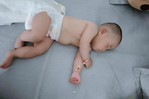 沭阳宝宝老打喷嚏怎么办